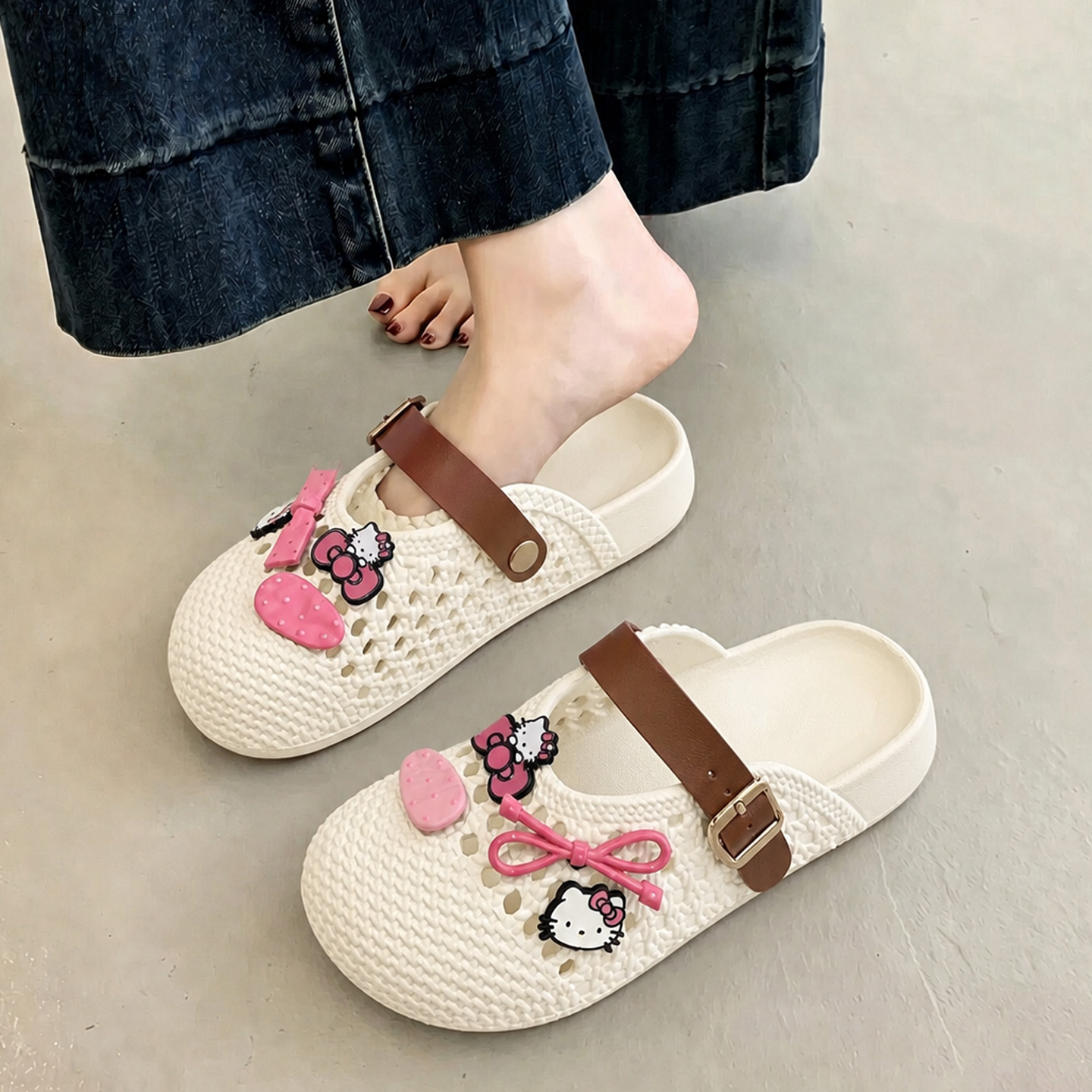 Summer Women Hollow Out Slippe - Water Shoes 评论和价格